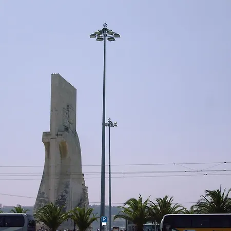 レジデンシャル カモンイス 2*