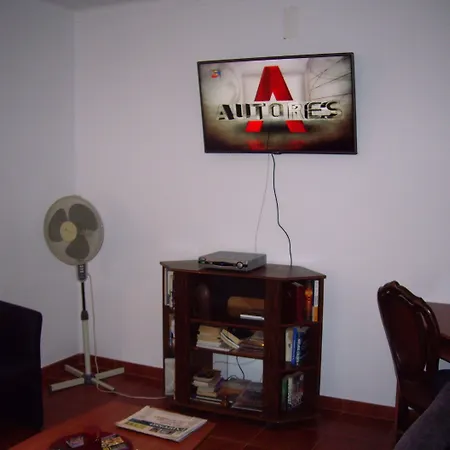 レジデンシャル カモンイス 2*