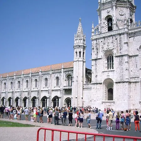 レジデンシャル カモンイス