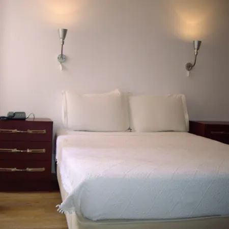 Residencial Camoes Лиссабон