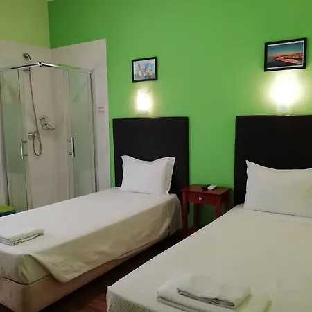 Residencial Camoes 2*