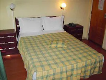 Bed and Breakfast Residencial Camoes