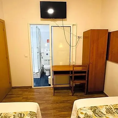 Residencial Camoes Bed and breakfast Lisboa