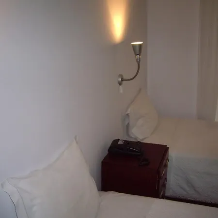 فندق مبيت وإفطار Residencial Camoes Lisboa