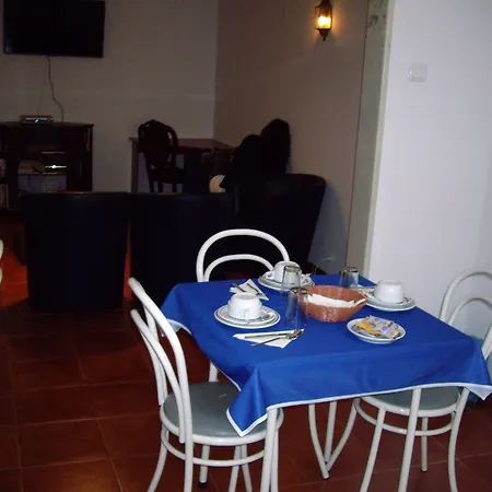 Residencial Camoes فندق مبيت وإفطار Lisboa