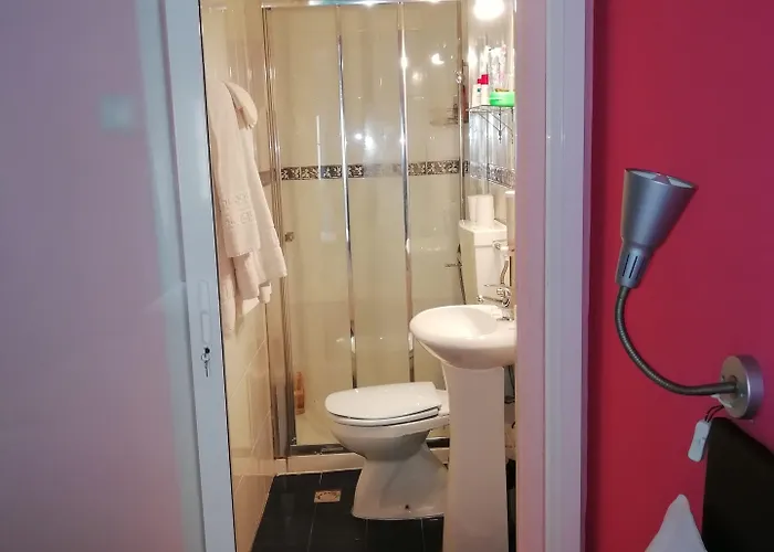 Residencial Camoes 2*