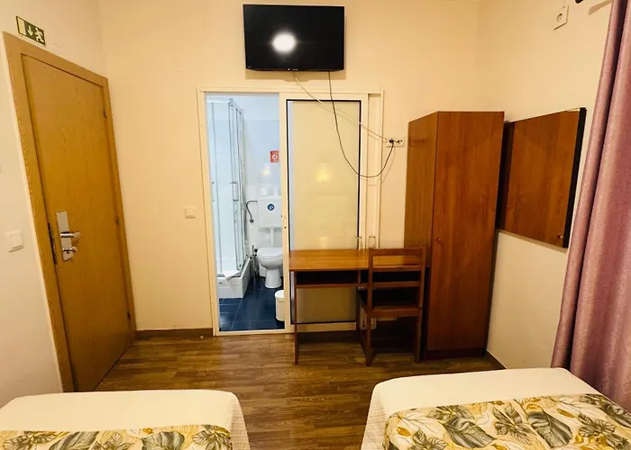 Frühstückspension Residencial Camoes 2*