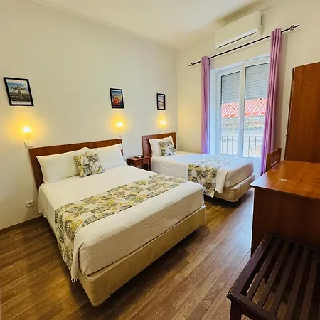 Residencial Camoes Alojamento de Acomodação e Pequeno-almoço