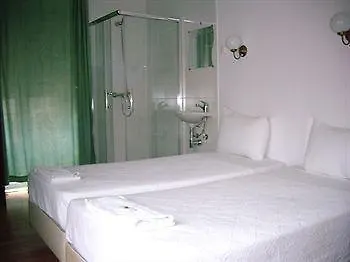 Bed & Breakfast Residencial Camoes